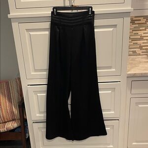Black wide leg trouser